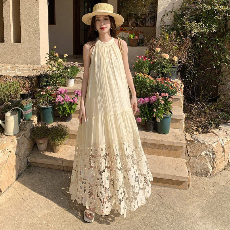Lace patchwork loose neckline dress for slimming and sleeveless vacation beach dress