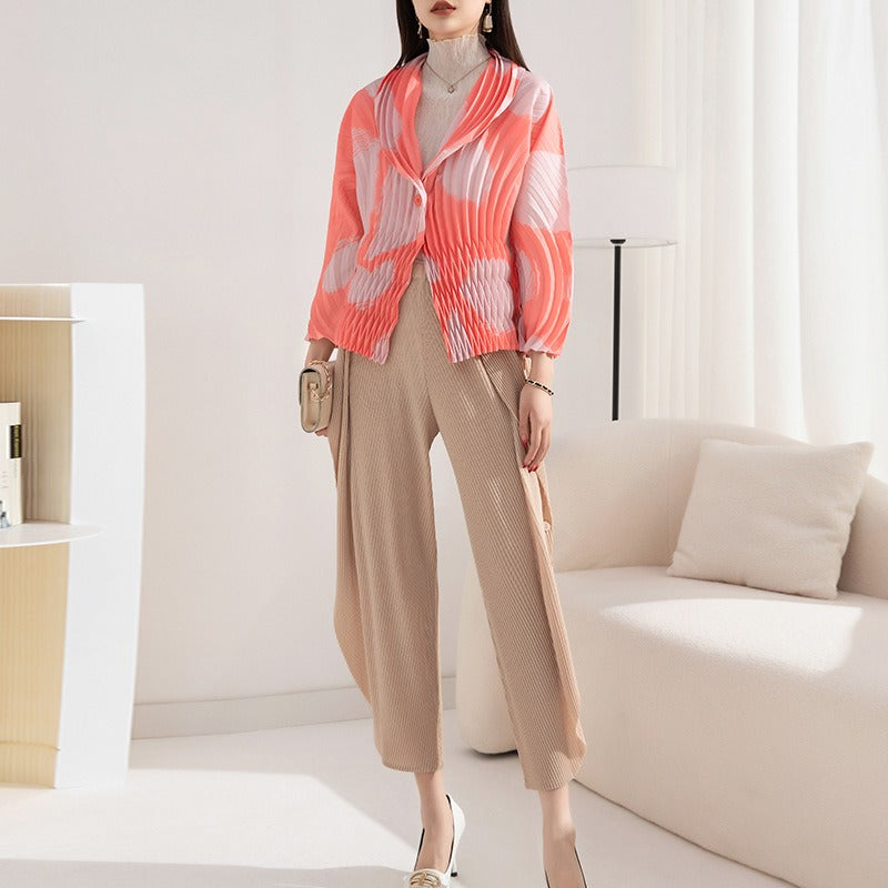 High-end pleated fashionable printed small jacket for women with hand-pleated suit collar